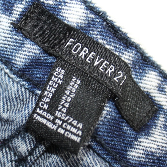 Acid Wash Jean Shorts Distressed - Picture 6 of 6